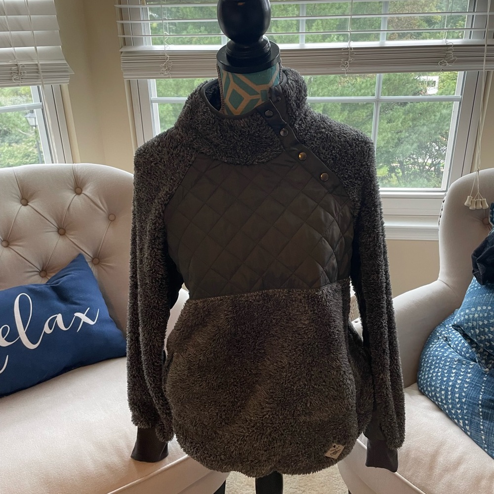 Simply Southern pullover , size M